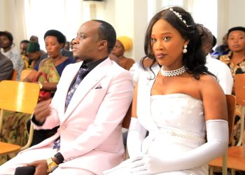 Umufana ukomeye wa APR FC yasezeranye imbere y’amategeko