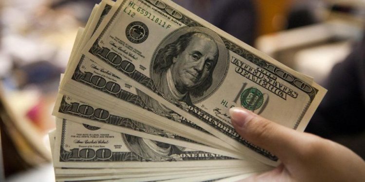 BNR yashyizeho ibihano bikakaye ku bantu bishyuza mu madorari