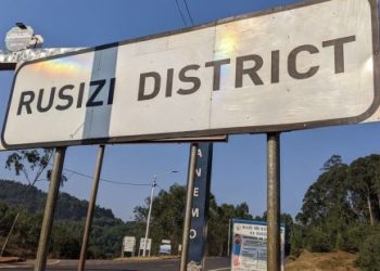 Rusizi: Umusore yashyize ifoto ku mbuga nkoranyambaga avuga ko yapfuye haciyeho amasaha macye bamusanga mu giti yapfuye