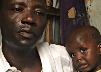 Biteye agahinda: bamwe bari kurira mugihe abandi bari guseka kubera ihagarikwa ry’inkunga ya USAID