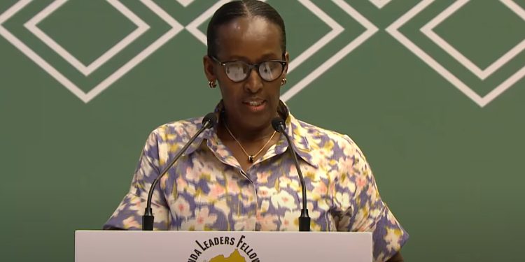 Mbere yo gushora mu bukwe shyira imbere kubaka urugo rwawe– inama ya Madamu Jeannette Kagame