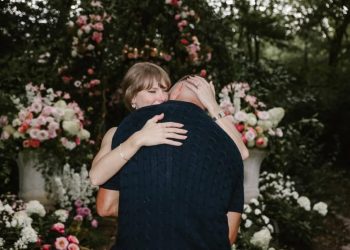 Umuhanzikazi Taylor Swift n’umukunzi we batunguye abafana babo ku cyemezo gikomeye bafashe