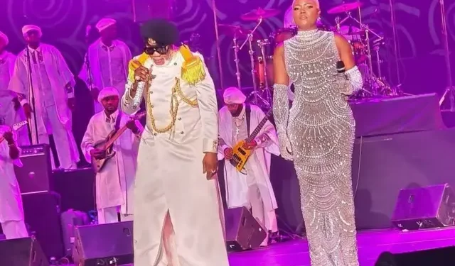 Koffi Olomide yongeye gutigisa u Burayi nyuma y’imyaka irenga 15 yari amaze atahakandagira – Video