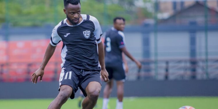 Abakinnyi ba APR FC bari mu makipe y’ibihugu bongeye kwifatanya n’abandi mu myiteguro ya ½ cya CECAFA Kagame Cup – Amafoto