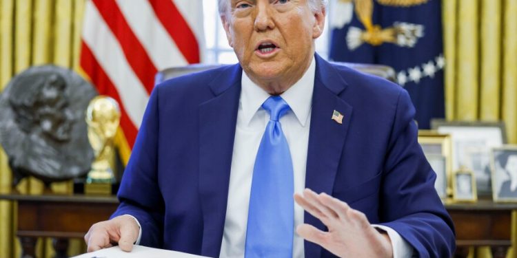 Trump yahinduye izina rya Minisiteri y’Ingabo ayita iy’Intambara