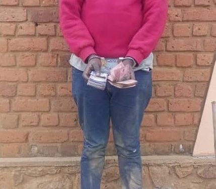 Rulindo: Umugabo yafatanywe amafaranga menshi agiye kugura amabuye y’agaciro muburyo bwa magendu