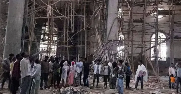 Ethiopia: Abantu barimo gusenga urusengero rubagwa hejuru