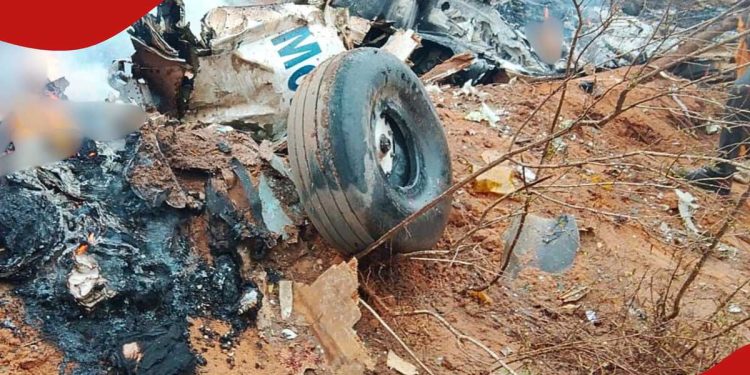 Kenya: Indege yari itwaye abantu 12 yakoze impanuka