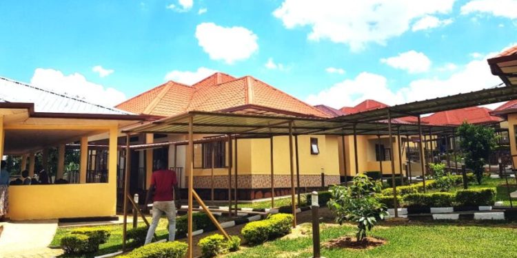 Nyanza:Umwana w’imyaka 12 n’umugabo w’imyaka 54 batawe muri yombi bazira kwiba imbabura ndetse nibindi bikoresho