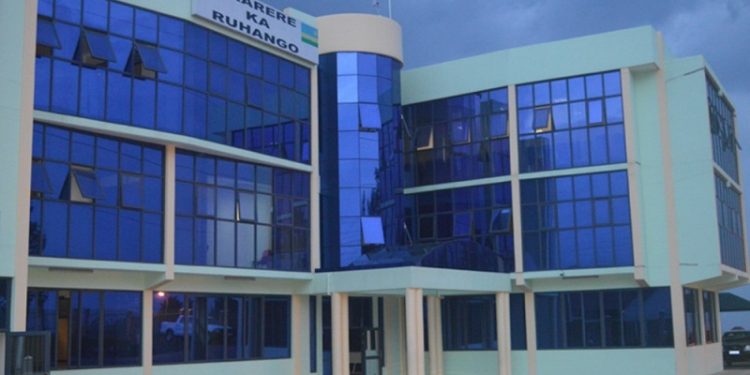 Ruhango: Umugabo yasanzwe yapfuye nyuma yo gusangira n’inshuti ze mu kabari