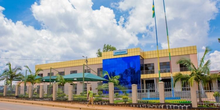 Muhanga: Umusore yari ajyanye inka ku isoko imurohamisha muri nyabarongo