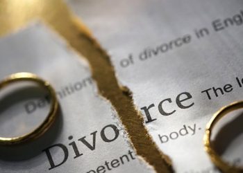 Kenya: Urukiko rwategetse ko umugore uzajya waka gatanya azajya asubiza inkwano umugabo