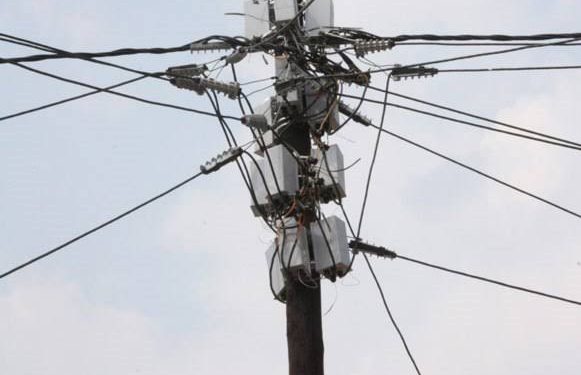 Rubavu: Abaturage bazengerejwe n’ibisambo byiba insinga z’amashanyarazi