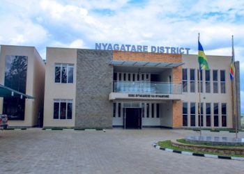 Nyagatare: Umugore yacunze umugabo we aryamye amutwika igitsina