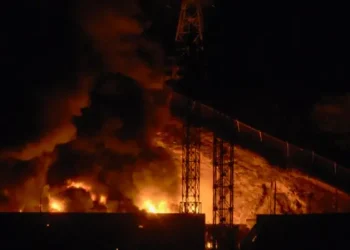 Amerika yagabye ibitero simusiga kuri Venezuela ihita ishimuta Perezida w’iki gihugu n’umugorewe