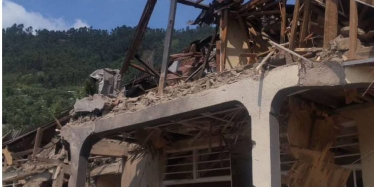 FARDC yagabye igitero cy’indege ku basivile aho bari bari ihagira itongo