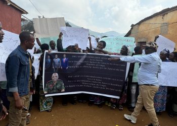 Karongi: Impunzi z’abanyekongo zakoze imyigaragambyo