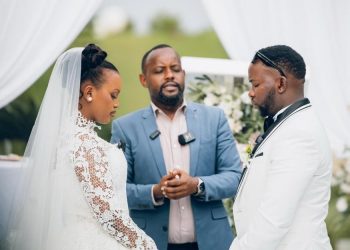 Umunyamakurukazi Tessy yasezeranye imbere y’imana -Amafoto